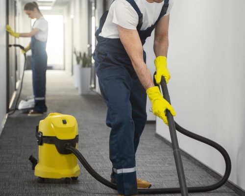 full-shot-people-cleaning-building